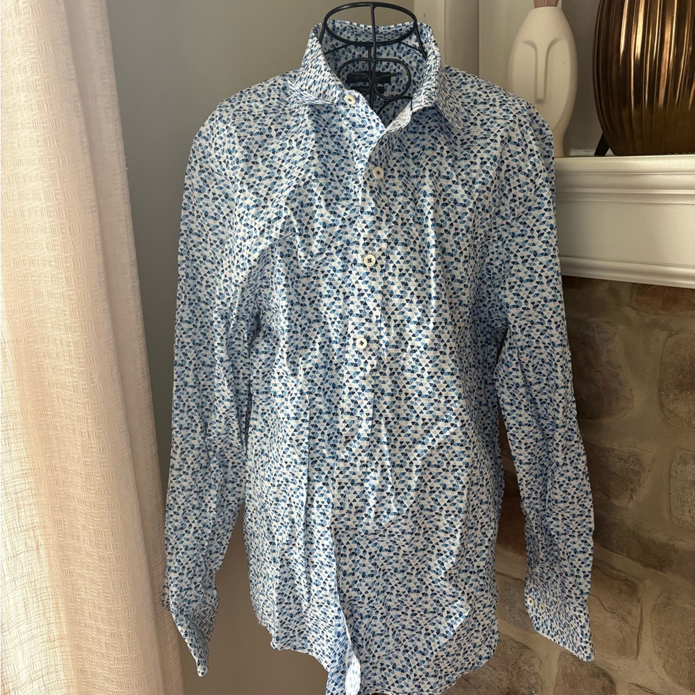 Bugatchi Men's Blue and White Triangle Shirt